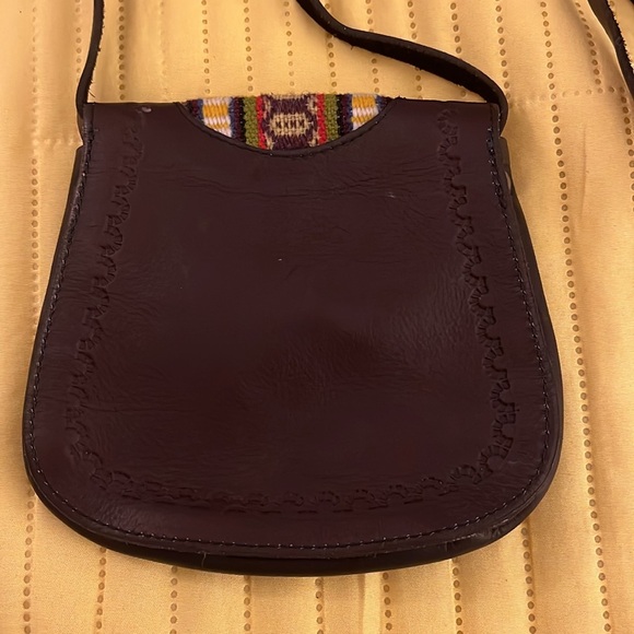 ⬇️⬇️PRICE DROP⬇️⬇️Vintage HOBO Leather mini cross body - Picture 4 of 4